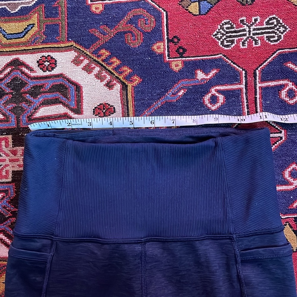 Athleta Exhale Stash Pocket Heel Tight Size XS - Picture 3 of 8
